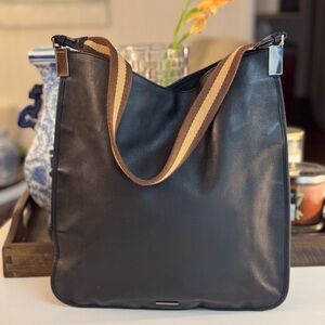 🖤🤎 VINTAGE GUCCI SHERRY LINE BLACK LEATHER SHOULDER BAG!